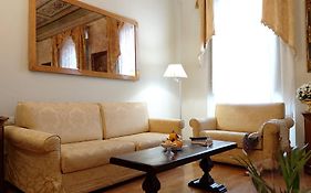 Tornabuoni La Petite Suite P&P Property Prestige